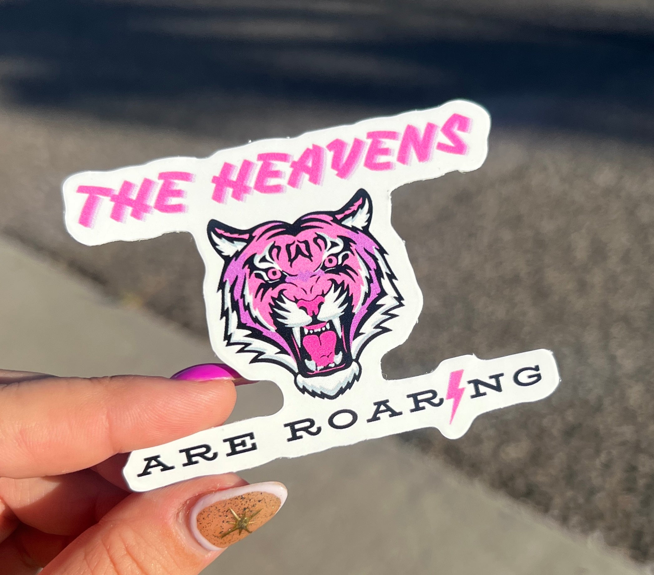 the heavens are roaring