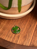resin clover